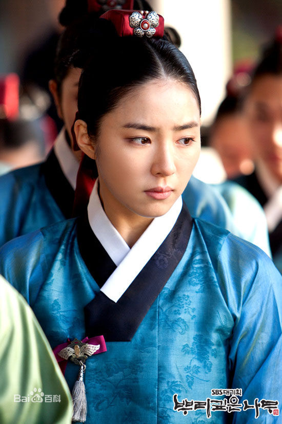 申世景(Shin Se Kyung)树大根深图册