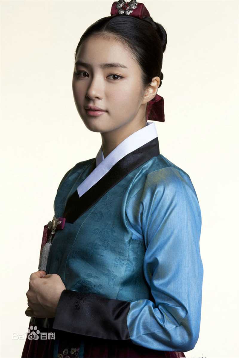 申世景(Shin Se Kyung)树大根深图册