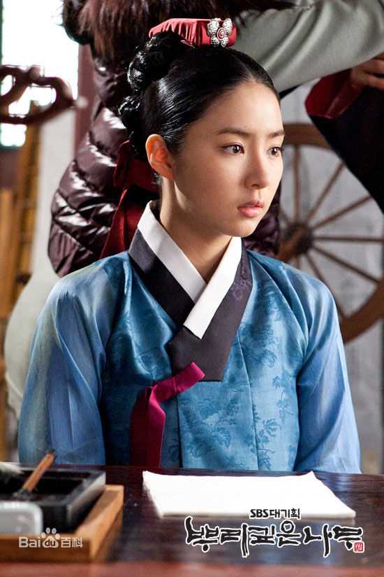 申世景(Shin Se Kyung)树大根深图册