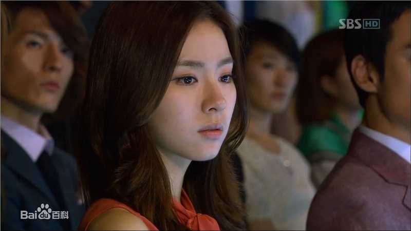 申世景(Shin Se Kyung)时尚王壁纸壁纸