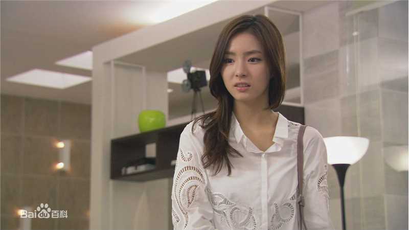 申世景(Shin Se Kyung)时尚王壁纸壁纸