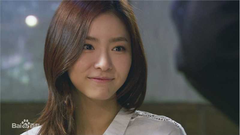 申世景(Shin Se Kyung)时尚王壁纸壁纸