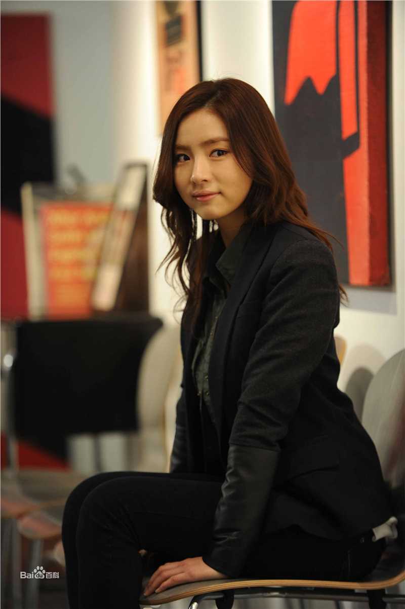 申世景(Shin Se Kyung)时尚王壁纸壁纸