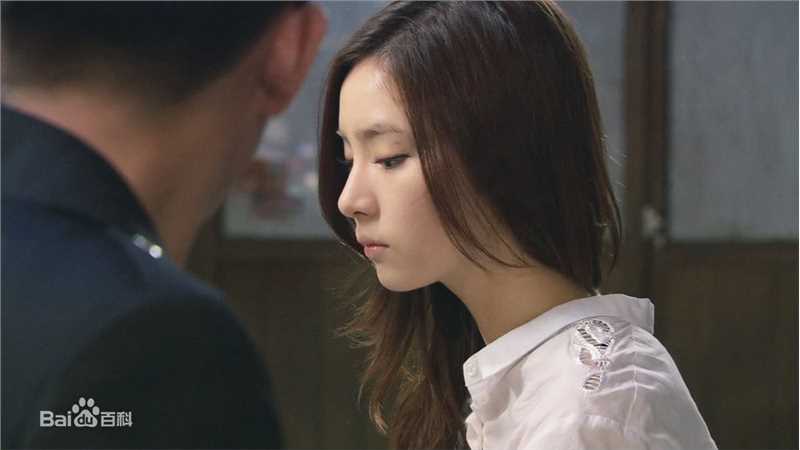 申世景(Shin Se Kyung)时尚王壁纸壁纸