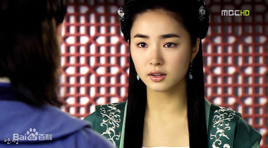 申世景(Shin Se Kyung)影视形象生活照相册