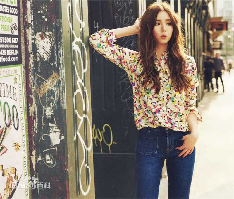 申世景(Shin Se Kyung)InStyle性感图片图集