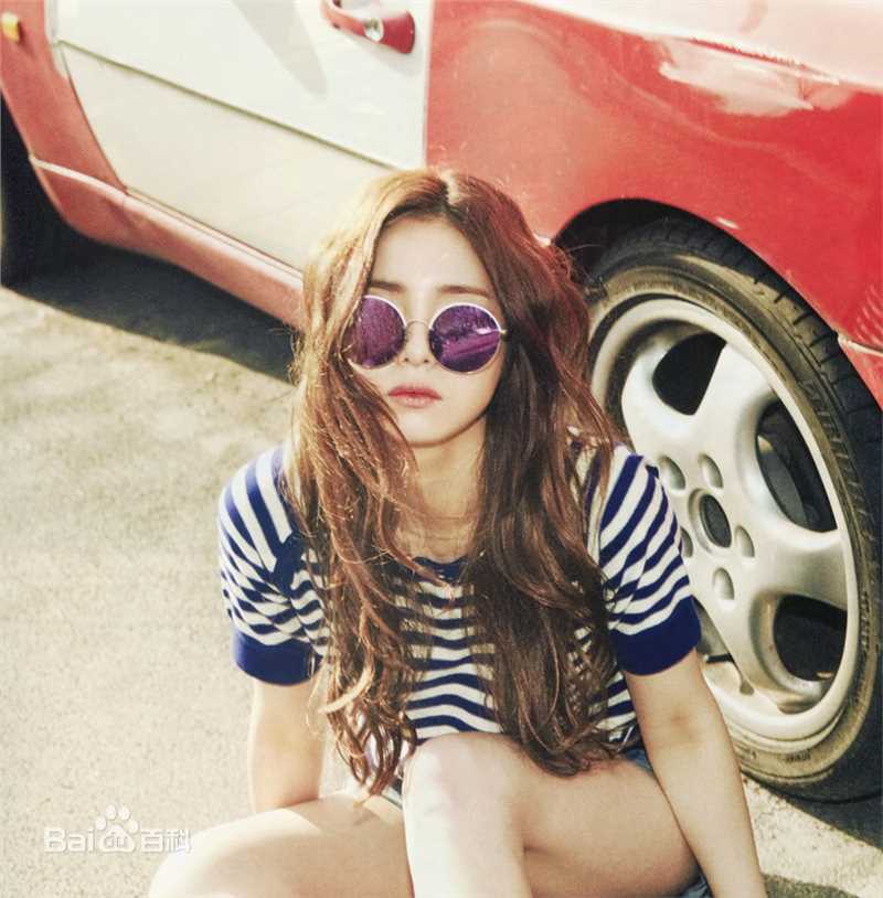 申世景(Shin Se Kyung)InStyle性感图片图集