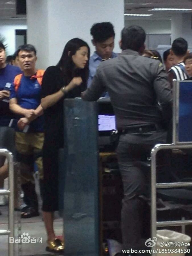 全智贤(Gianna Jun、)和老公素颜照壁纸