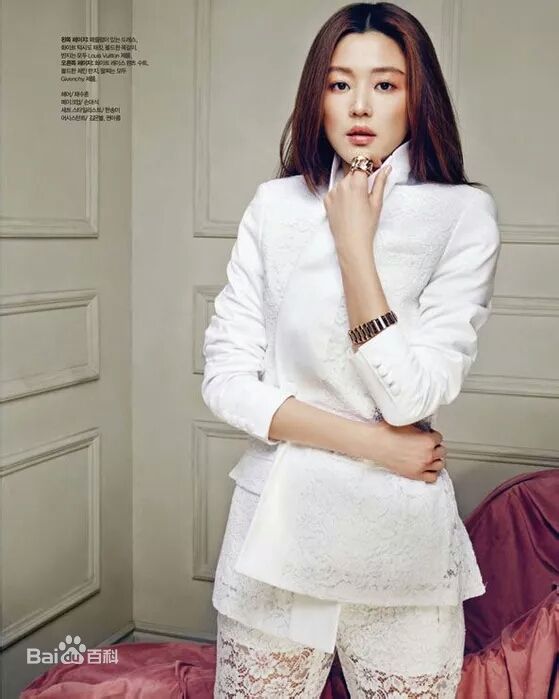 全智贤(Gianna Jun、)BAZAAR素颜照相册