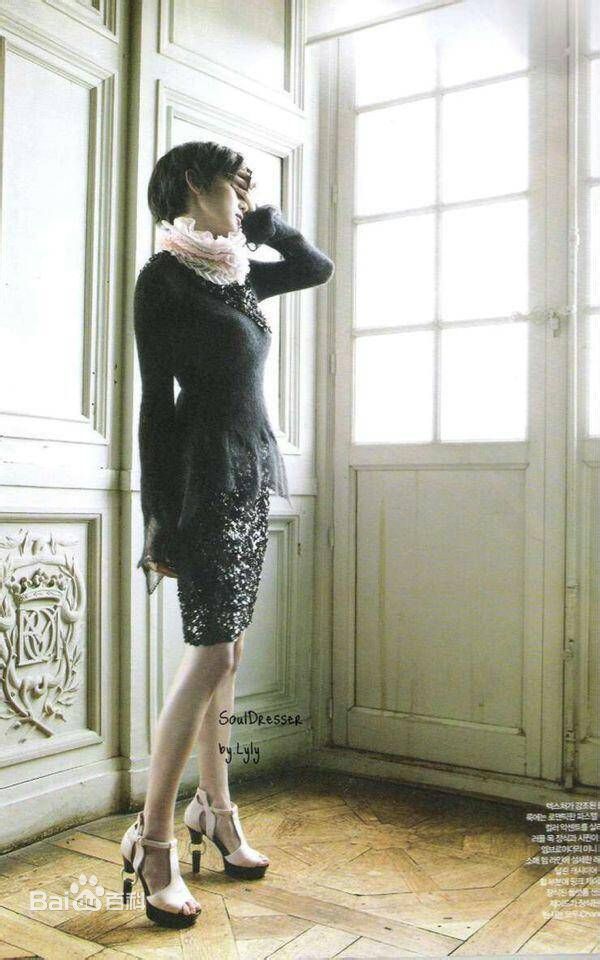 全智贤(Gianna Jun、)BAZAAR素颜照相册