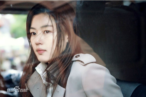 全智贤(Gianna Jun、)柏林性感图片图集