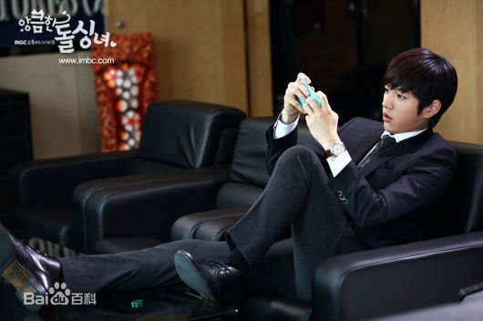 金明洙(，Kim Myung Soo，L， ，エル)影视形象性感图片图集