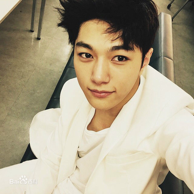 金明洙(，Kim Myung Soo，L， ，エル)SNS图片性感图片壁纸