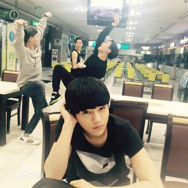 金明洙(，Kim Myung Soo，L， ，エル)SNS图片性感图片壁纸