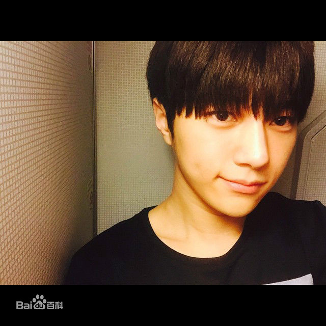 金明洙(，Kim Myung Soo，L， ，エル)SNS图片性感图片壁纸