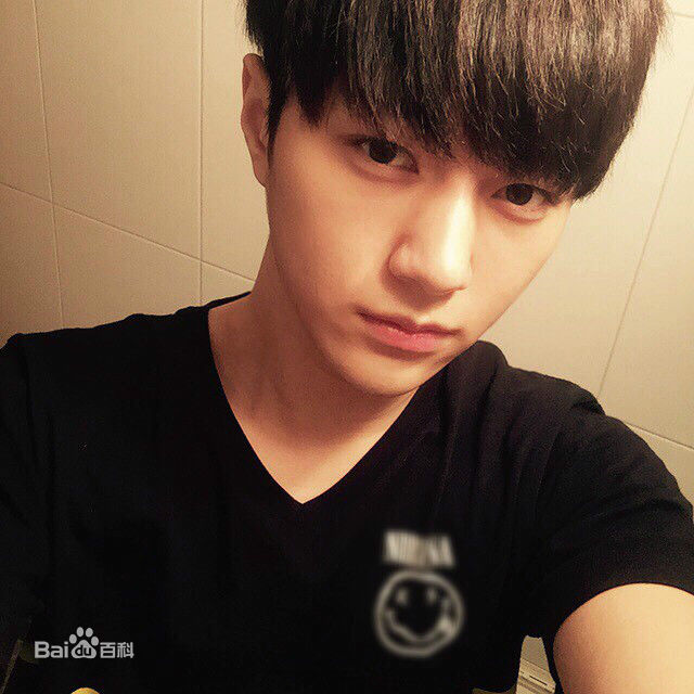 金明洙(，Kim Myung Soo，L， ，エル)SNS图片性感图片壁纸