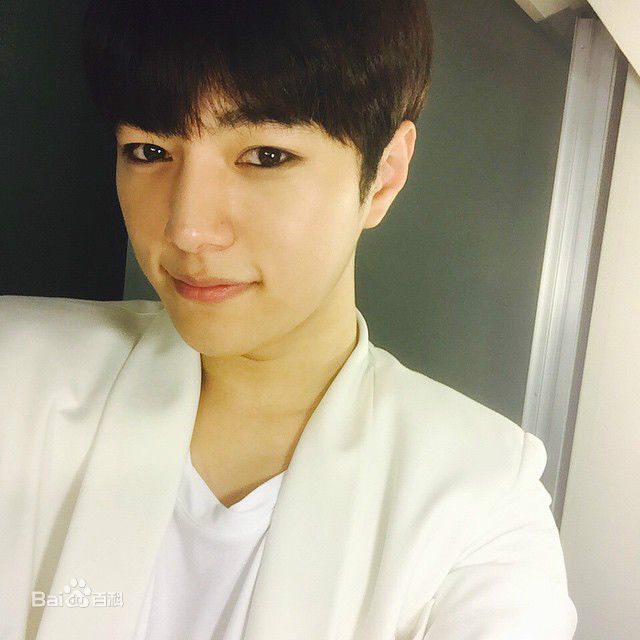 金明洙(，Kim Myung Soo，L， ，エル)SNS图片性感图片壁纸