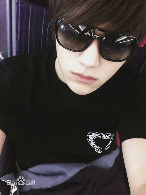 金明洙(，Kim Myung Soo，L， ，エル)SNS图片性感图片壁纸