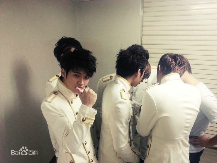 金明洙(，Kim Myung Soo，L， ，エル)L's Bravo Viewtiful照片集壁纸壁纸