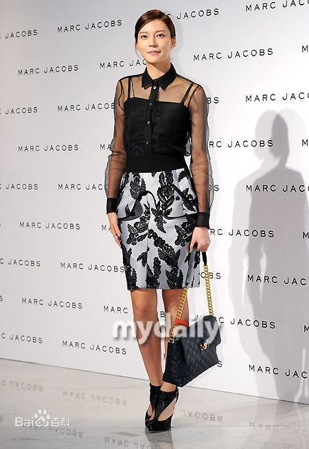 最新车艺莲(Cha Ye-rin)精彩图册