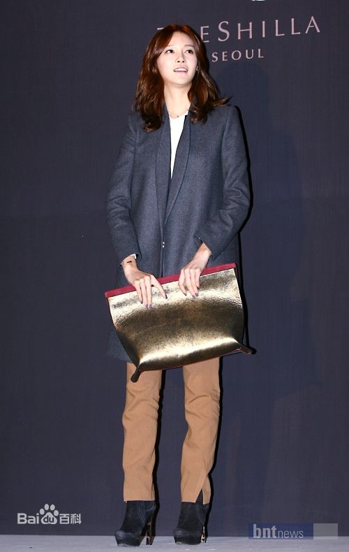 最新车艺莲(Cha Ye-rin)精彩图册