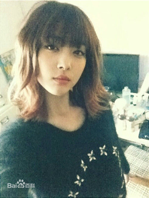 崔雪莉(/Sulli)Sulli Me2day素颜照相册