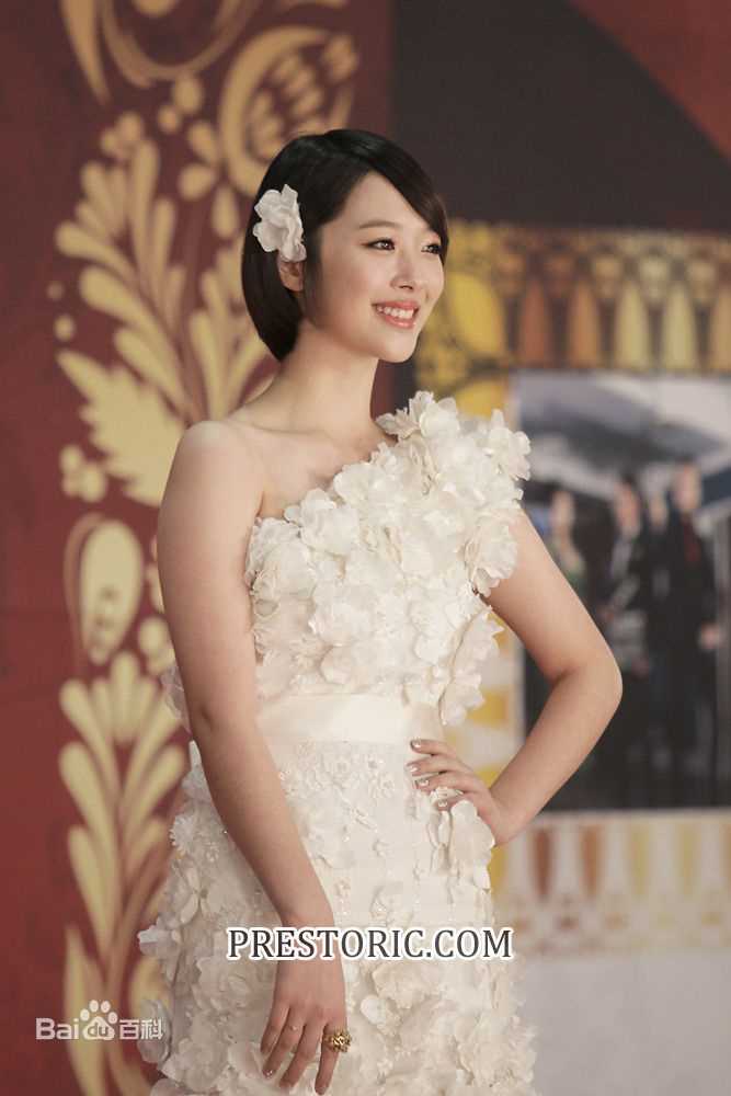 崔雪莉(/Sulli)2012S演艺大赏性感图片图集