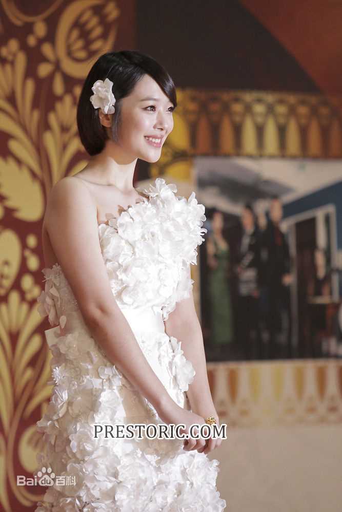 崔雪莉(/Sulli)2012S演艺大赏性感图片图集