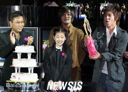 崔雪莉(/Sulli)十周年素颜照相册