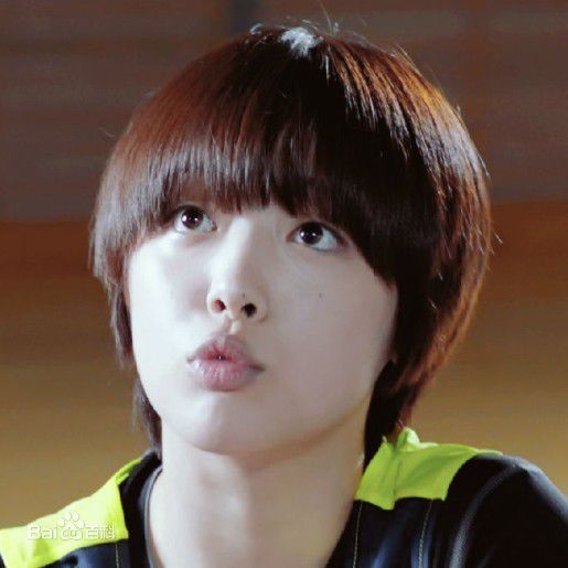 最新崔雪莉(/Sulli)壁纸