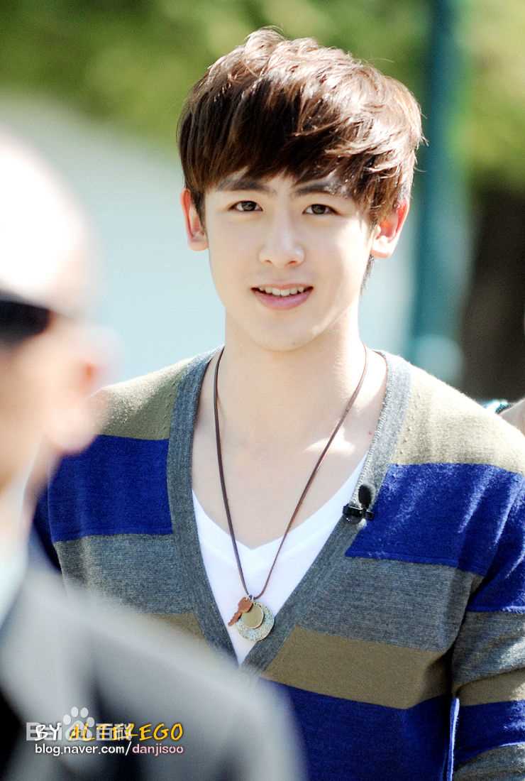 尼坤(Nichkhun Buck Horvejkul)活动照 饭拍图片图册