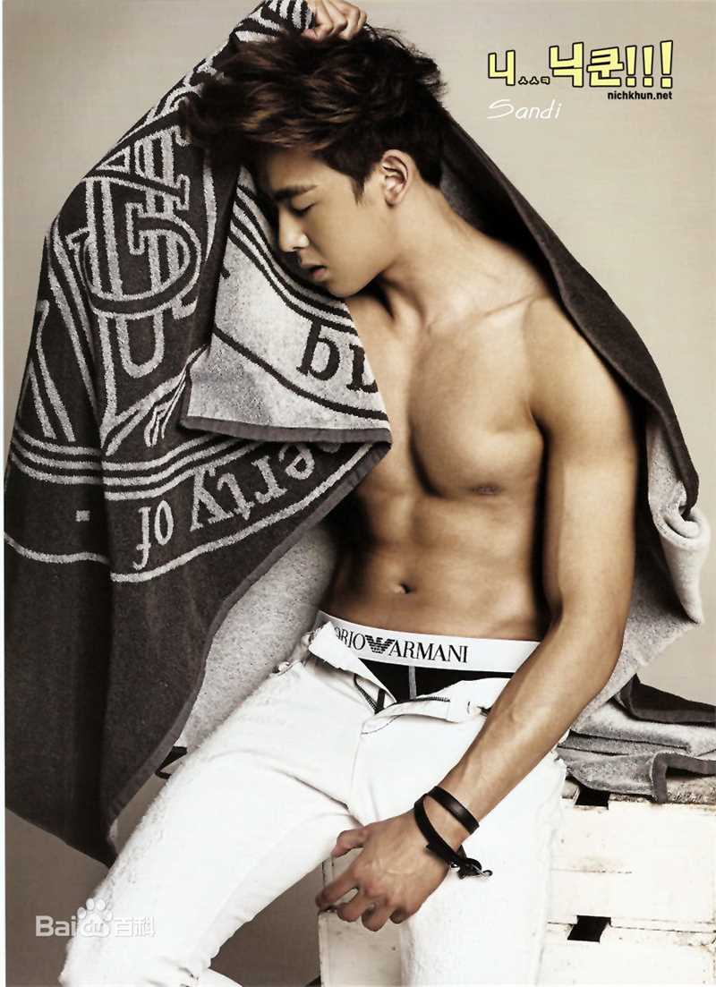 尼坤(Nichkhun Buck Horvejkul)2011前后照片
