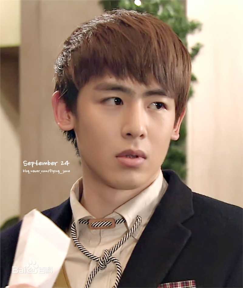 尼坤(Nichkhun Buck Horvejkul)全部我的爱截图前后照片
