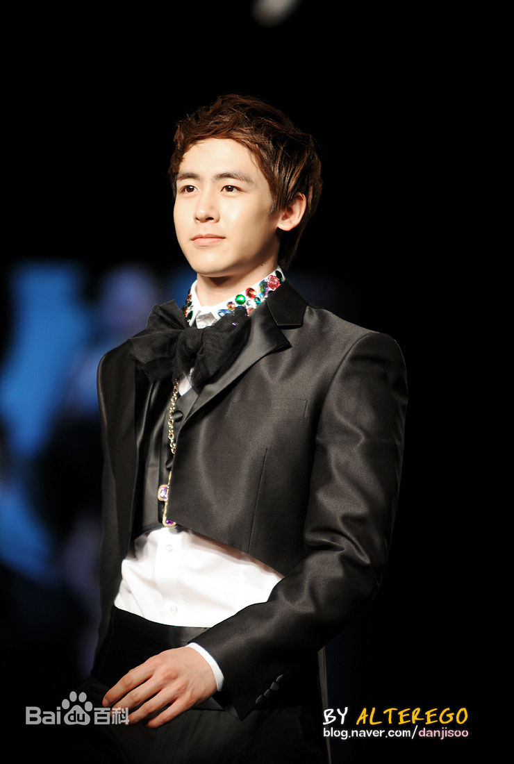 尼坤(Nichkhun Buck Horvejkul)101122 The Korea Jewelry Awards图片图集