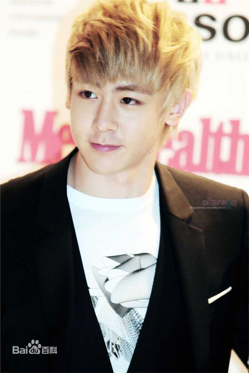 尼坤(Nichkhun Buck Horvejkul)100528 COOL GUY CONTEST素颜照相册