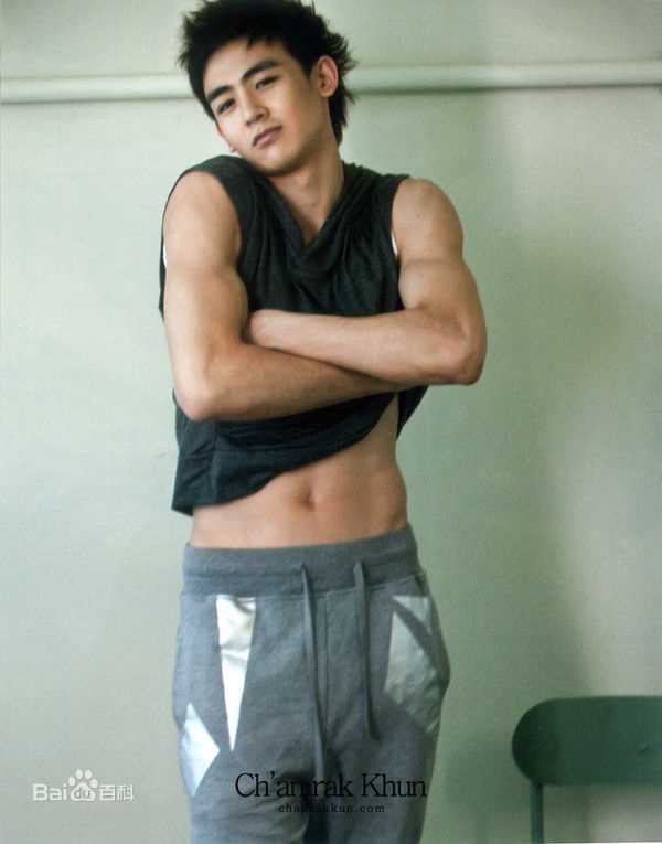 尼坤(Nichkhun Buck Horvejkul)2009素颜照相册