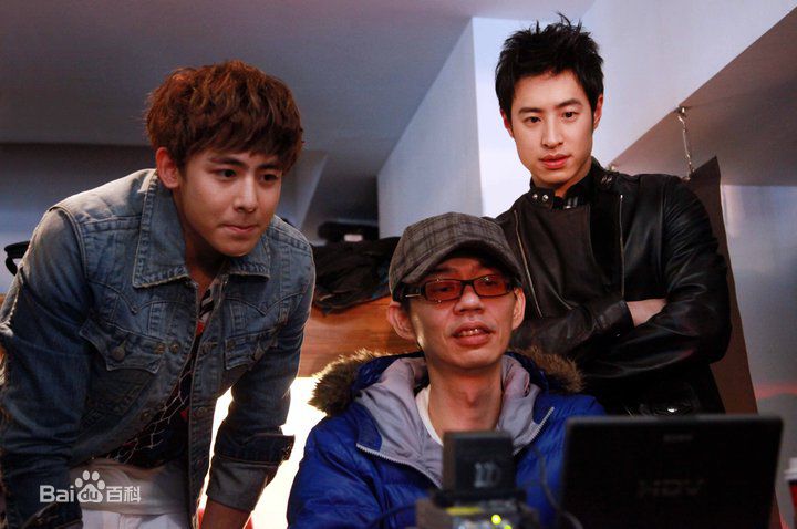 尼坤(Nichkhun Buck Horvejkul)触动MV拍摄图图册