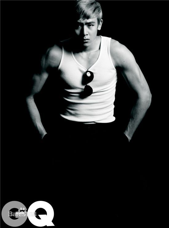尼坤(Nichkhun Buck Horvejkul)2010壁纸壁纸