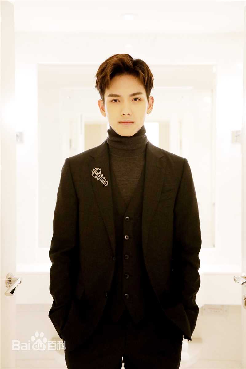 高清王以纶(Riley)图片