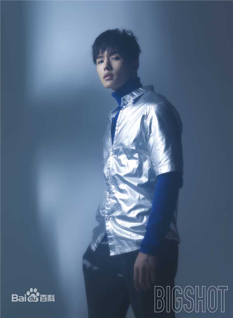 王以纶(Riley)最全杂志街拍相册