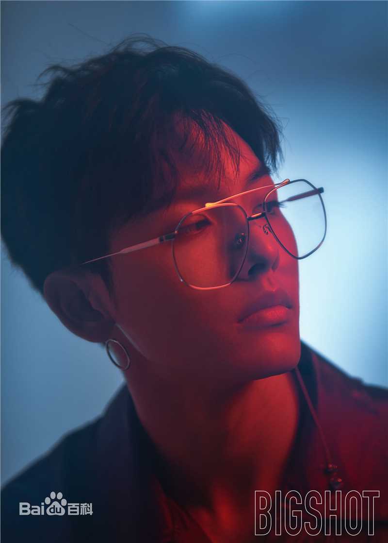 王以纶(Riley)最全杂志街拍相册