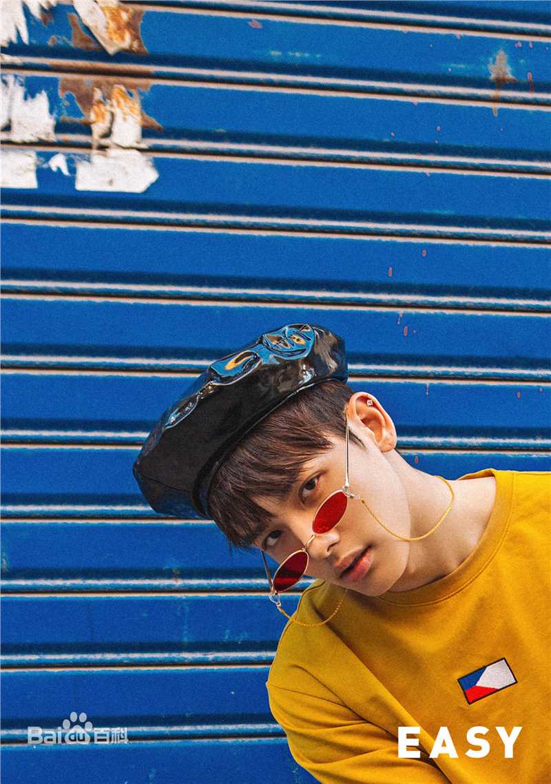 王以纶(Riley)最全杂志街拍相册