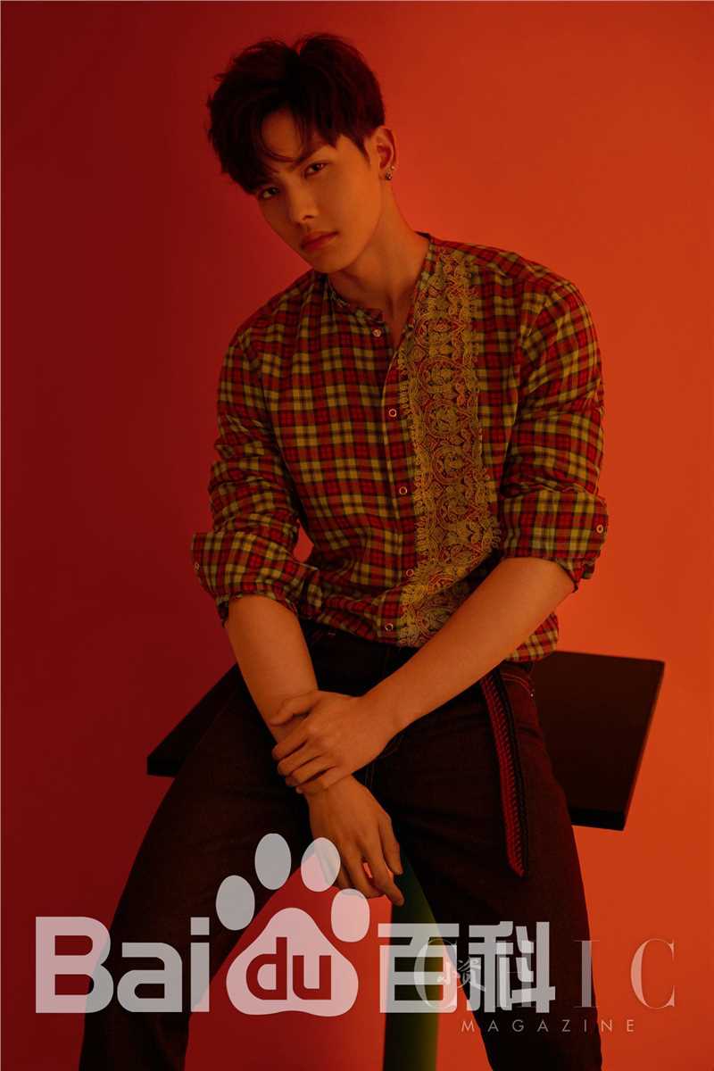 王以纶(Riley)最全杂志街拍相册