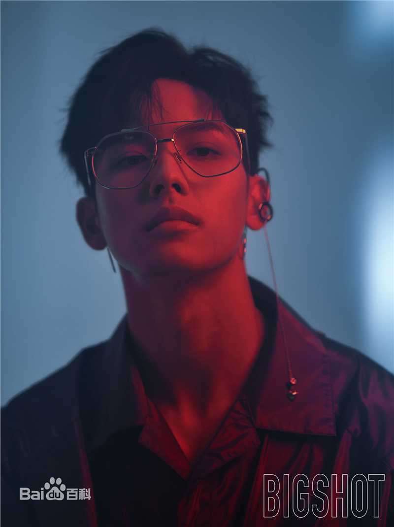 王以纶(Riley)最全杂志街拍相册