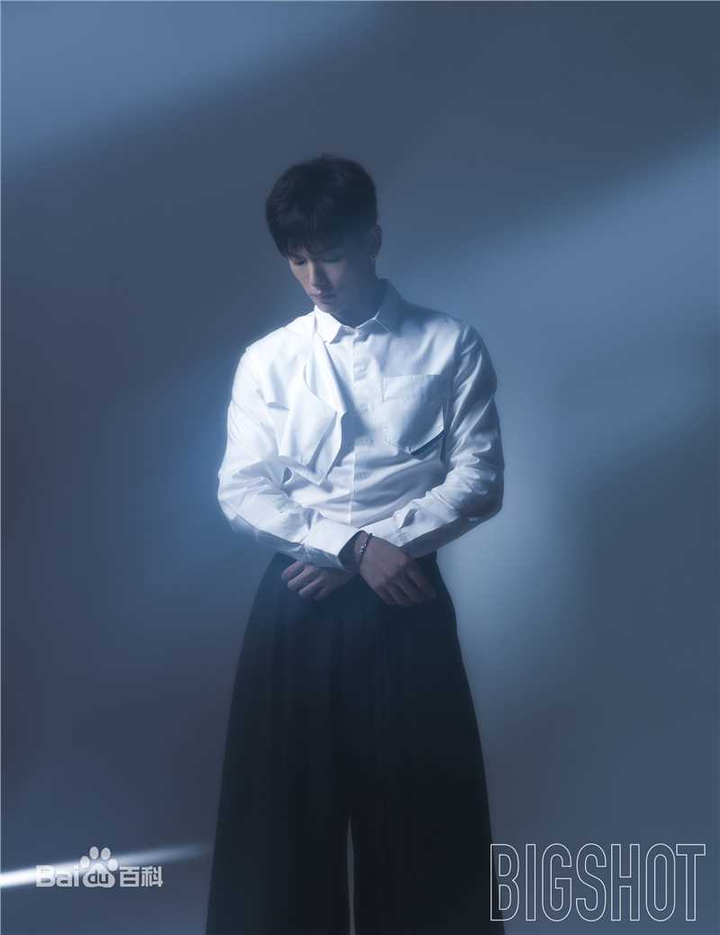 王以纶(Riley)最全杂志街拍相册