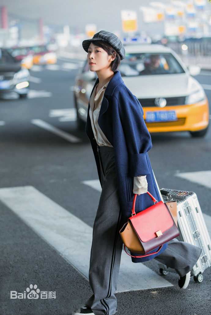 吕晓霖最新图集