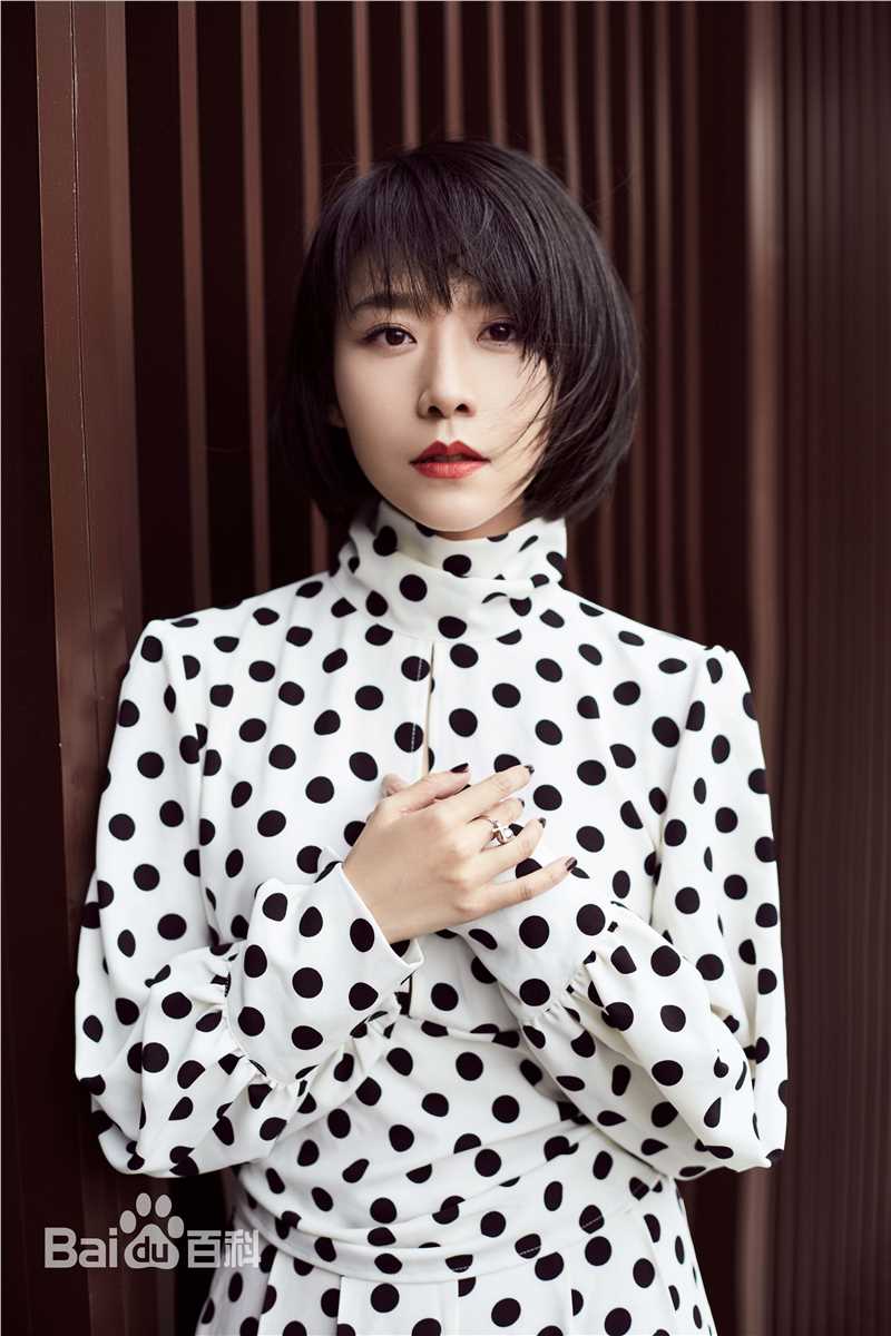 吕晓霖最新图集