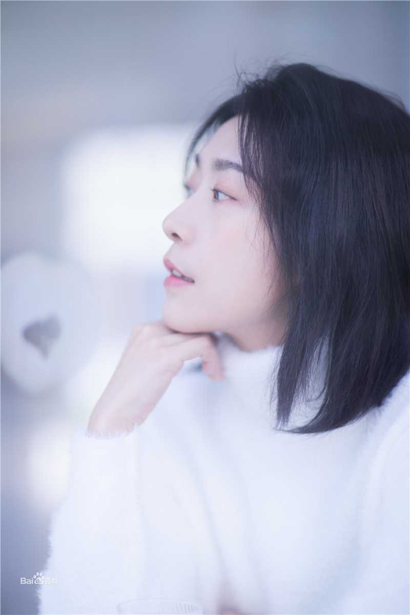 最优质吕晓霖生活照