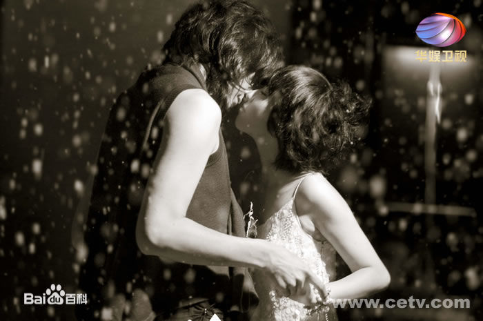 蔡颐榛(Bernice)热情仲夏-夏芽生活照