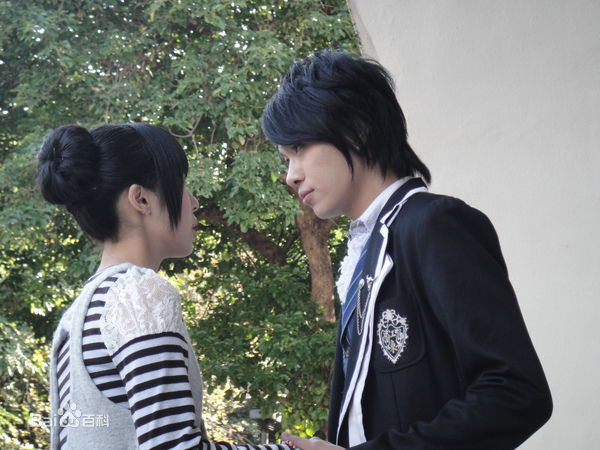 蔡颐榛(Bernice)终极三国-小乔生活照